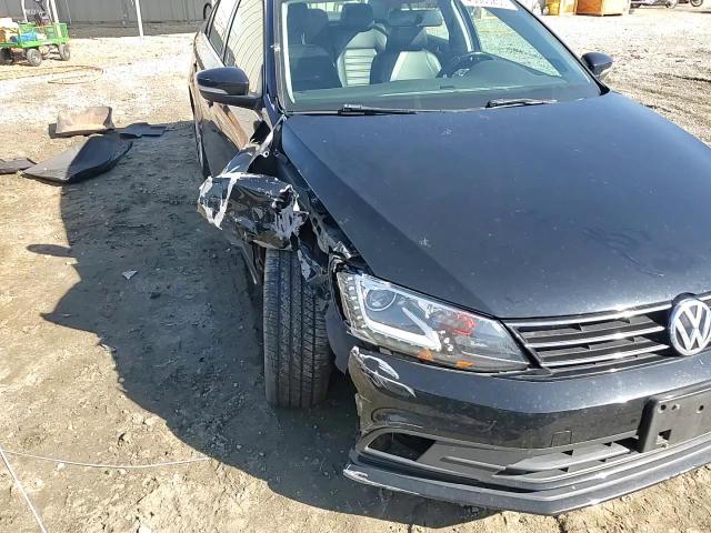2015 Volkswagen Jetta - Image 11