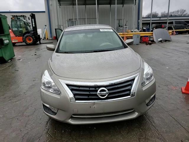 2014 Nissan Altima - Image 13