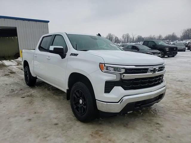 2023 Chevrolet Silverado - Image 13