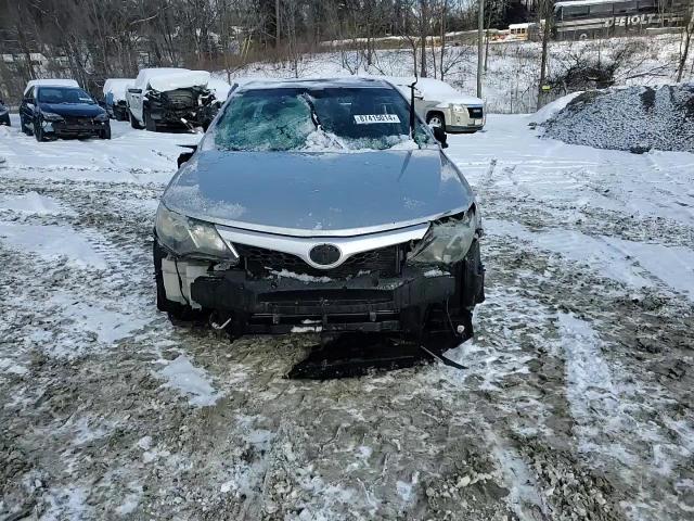 2012 Toyota Camry - Image 11