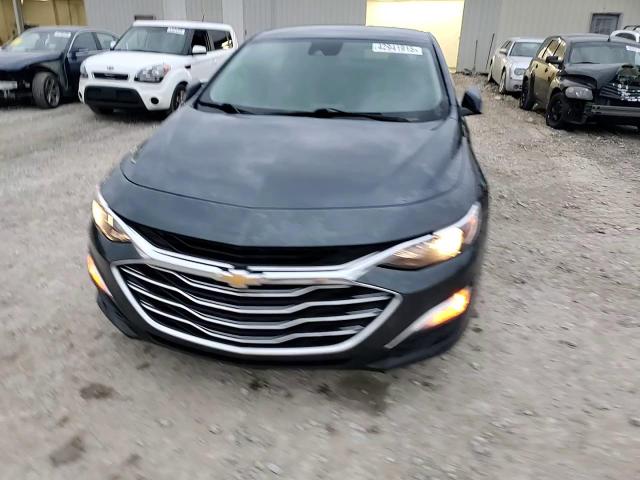 2020 Chevrolet Malibu - Image 13