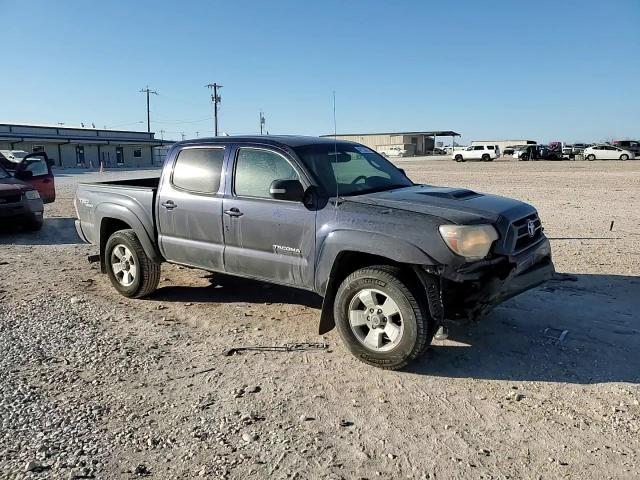 2012 Toyota Tacoma - Image 11