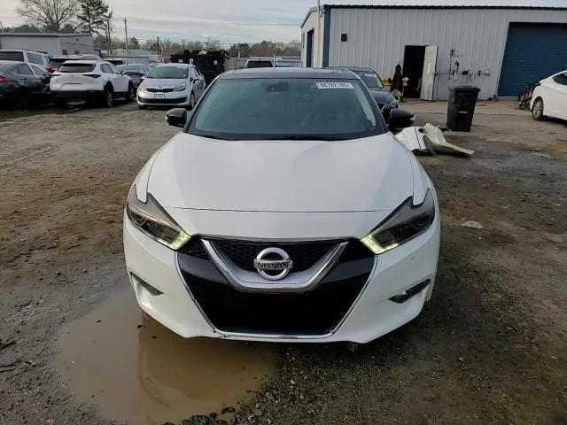 2017 Nissan Maxima - Image 14