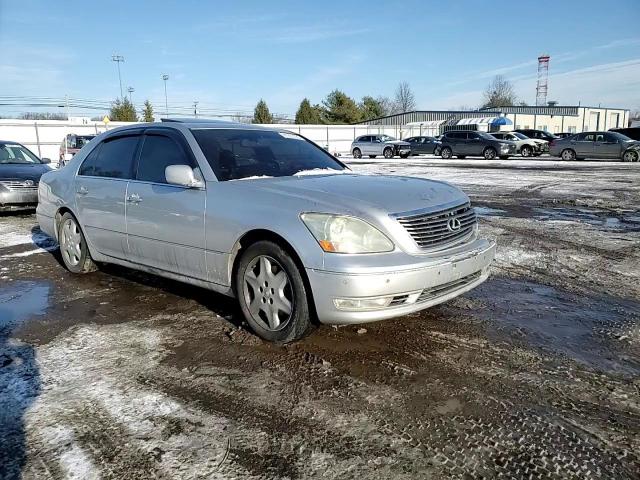 2004 Lexus LS - Image 11