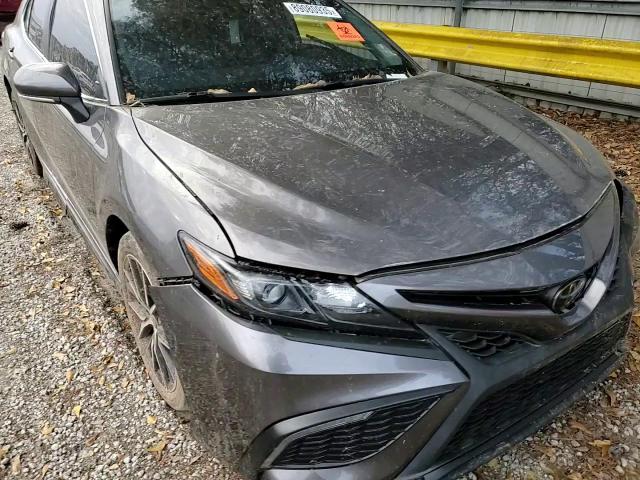 2022 Toyota Camry - Image 10