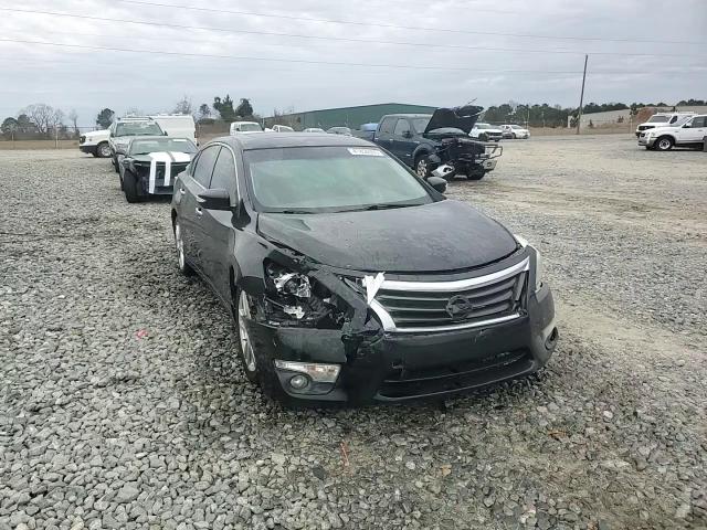 2014 Nissan Altima - Image 13