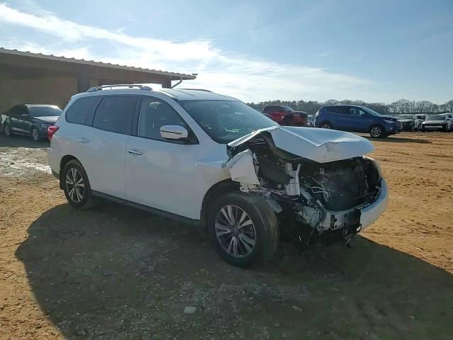 2018 Nissan Pathfinder - Image 12