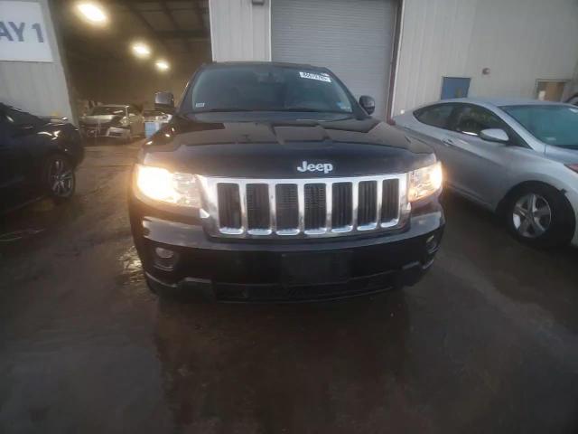 2012 Jeep Grand Cherokee - Image 13