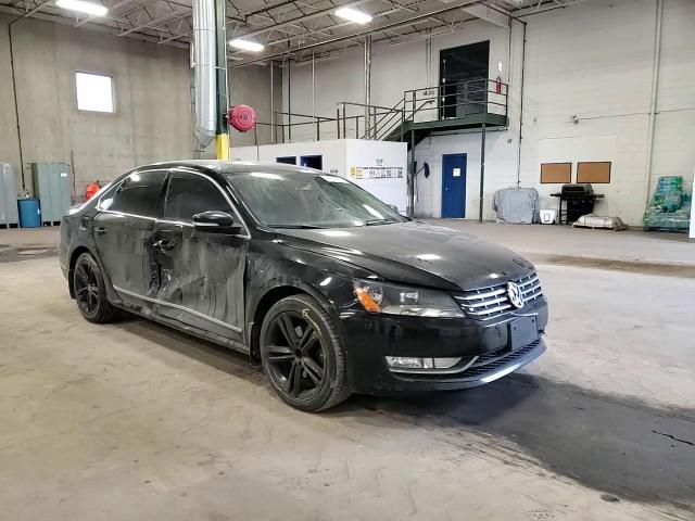 2015 Volkswagen Passat - Image 11
