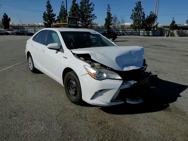 2017 Toyota Camry - Image 11