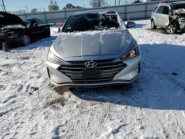 2019 Hyundai Elantra - Image 11