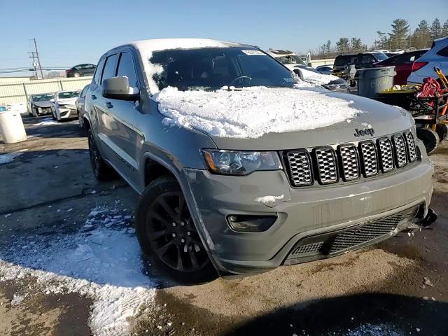 2021 Jeep Grand Cherokee - Image 11