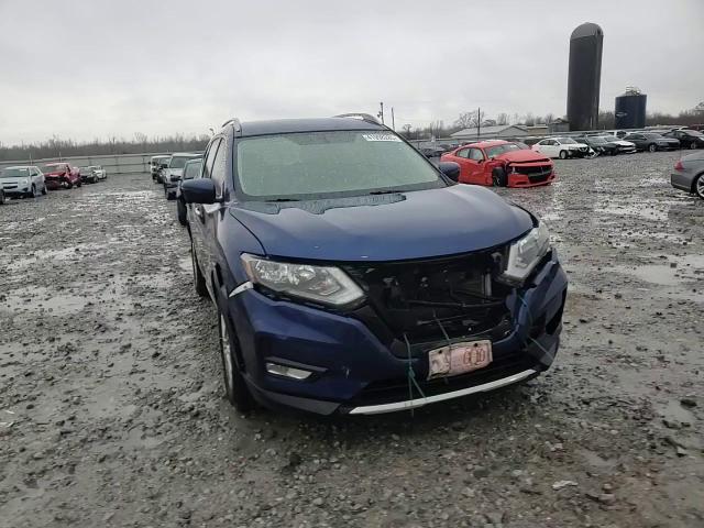 2017 Nissan Rogue - Image 12
