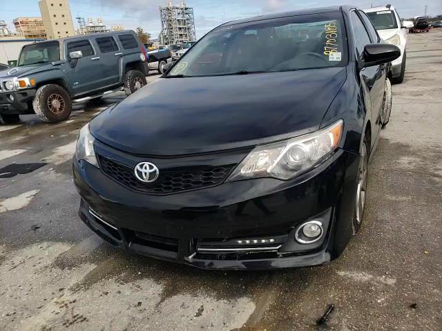 2012 Toyota Camry - Image 11