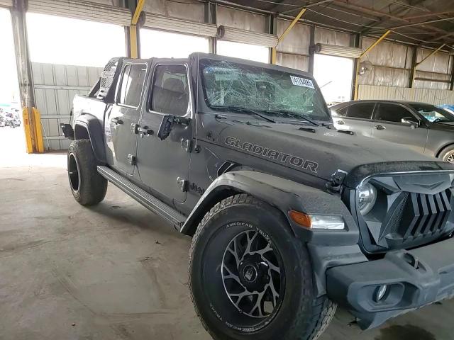 2020 Jeep Gladiator - Image 11