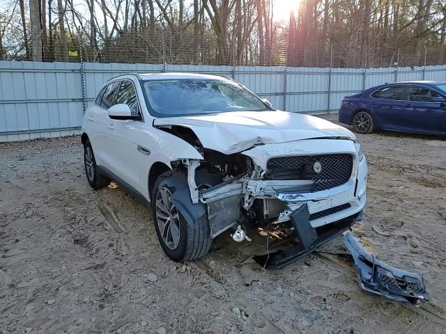 2020 Jaguar F-Pace - Image 11