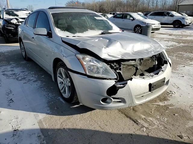 2012 Nissan Altima - Image 13