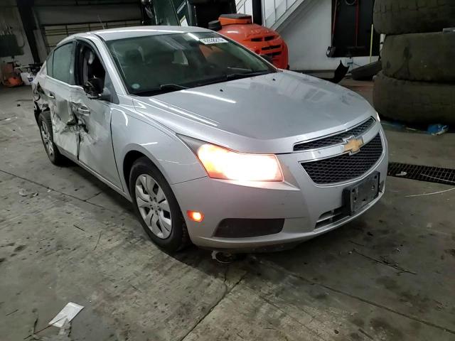 2012 Chevrolet Cruze - Image 10