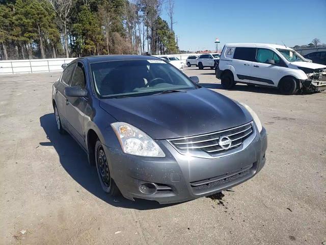 2010 Nissan Altima - Image 10