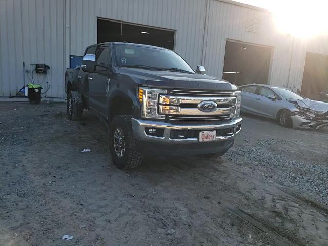 2017 Ford F250 - Image 11
