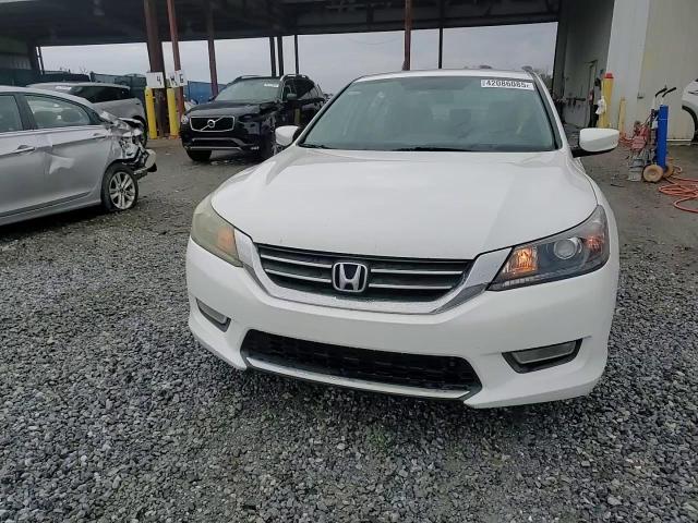 2013 Honda Accord - Image 13
