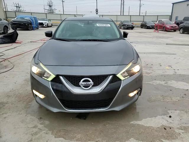 2017 Nissan Maxima - Image 13