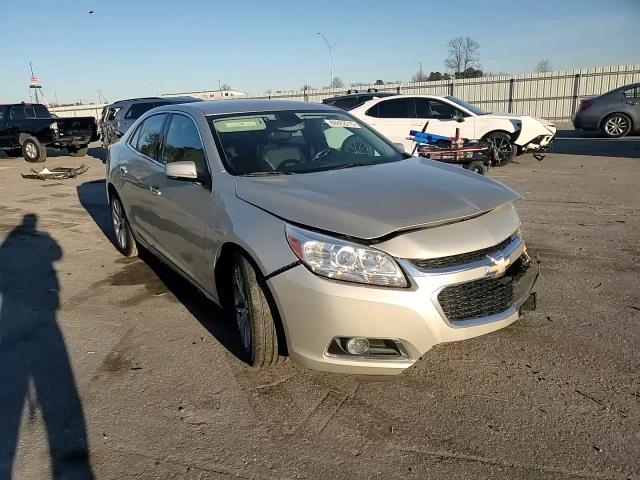 2016 Chevrolet Malibu - Image 10