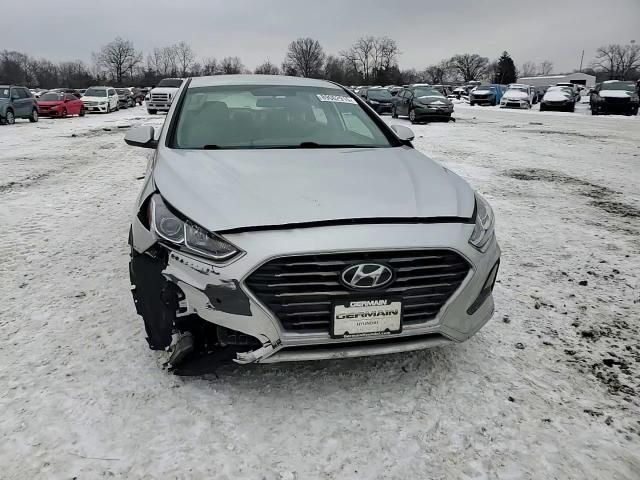 2018 Hyundai Sonata - Image 11