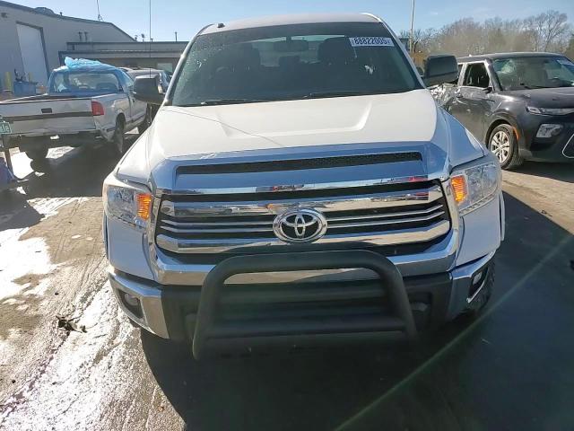 2017 Toyota Tundra - Image 14