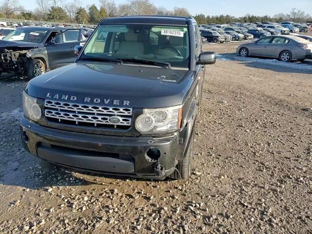 2013 Land Rover LR4 - Image 11