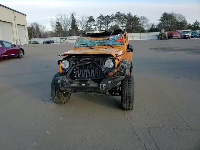 2012 Jeep Wrangler - Image 11