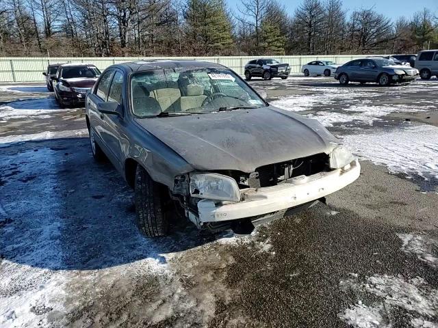 2001 Mazda 626 - Image 11