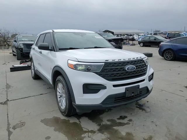 2021 Ford Explorer - Image 15