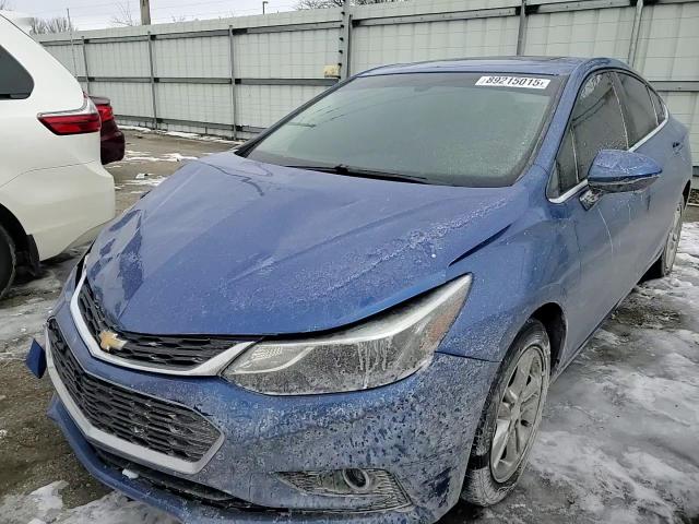 2018 Chevrolet Cruze - Image 10