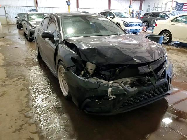 2021 Toyota Camry - Image 14