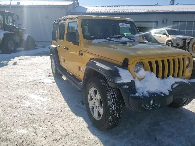 2019 Jeep Wrangler - Image 10