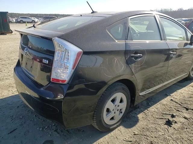 2011 Toyota Prius - Image 11