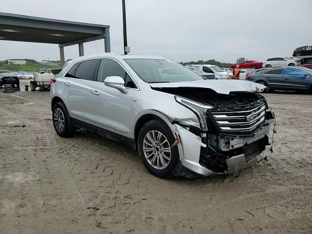 2017 Cadillac XT5 - Image 14