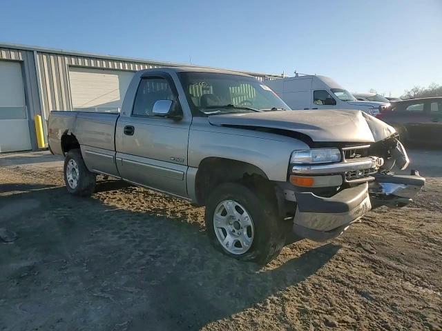 2000 Chevrolet Silverado - Image 10