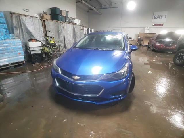 2016 Chevrolet Cruze - Image 12
