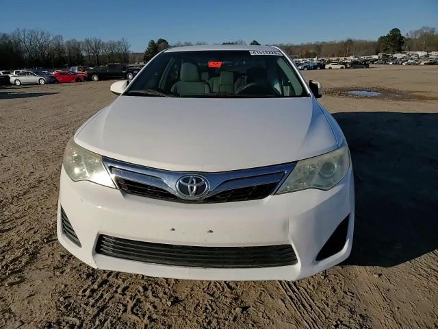 2012 Toyota Camry - Image 10