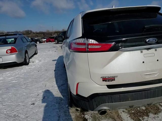 2019 Ford Edge - Image 14