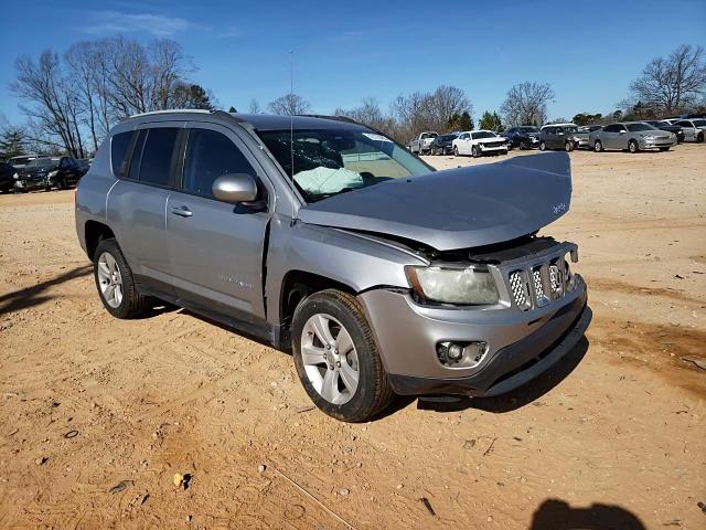 2016 Jeep Compass - Image 10