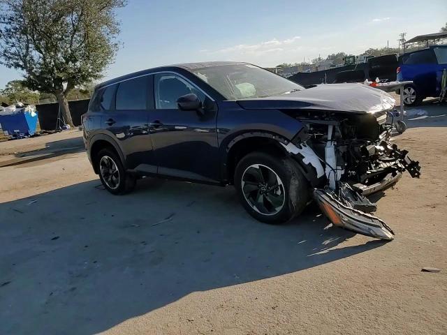 2024 Nissan Rogue - Image 11