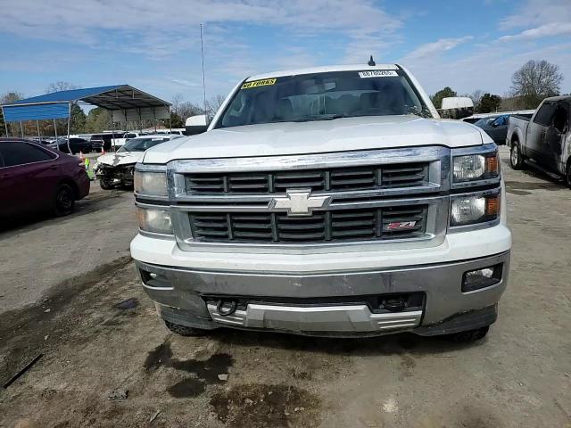 2015 Chevrolet Silverado - Image 11
