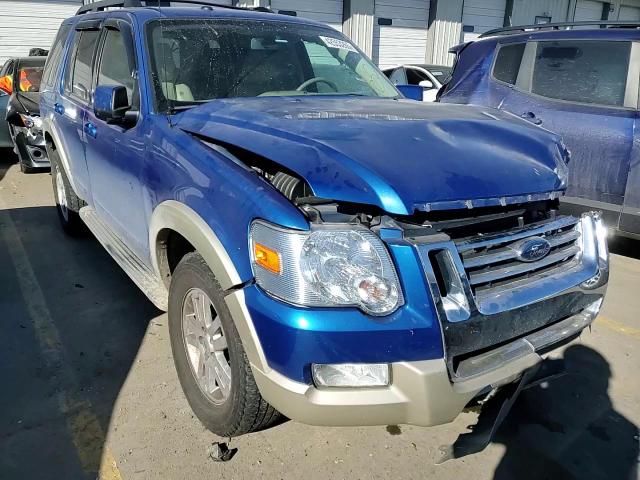 2010 Ford Explorer - Image 12