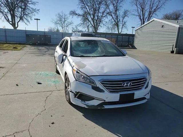 2017 Hyundai Sonata - Image 10