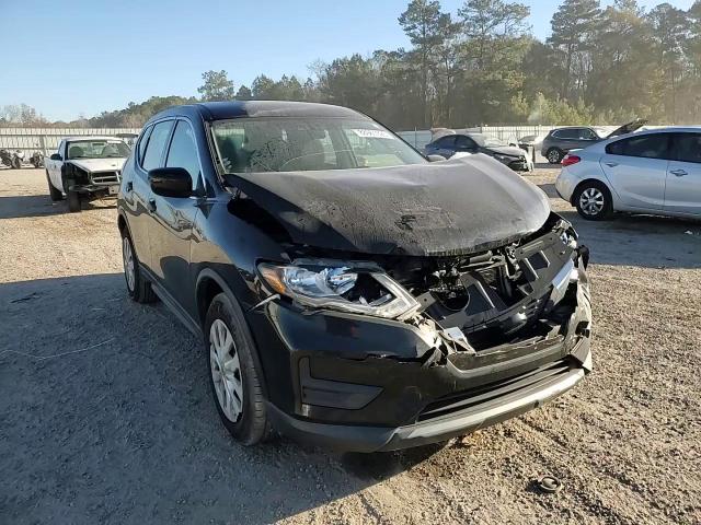 2018 Nissan Rogue - Image 11