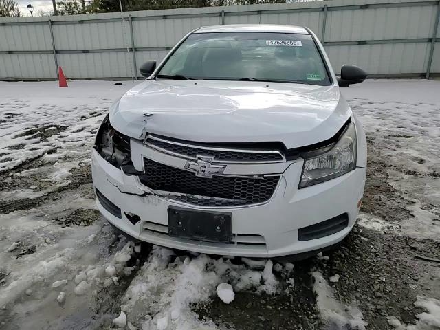 2012 Chevrolet Cruze - Image 10