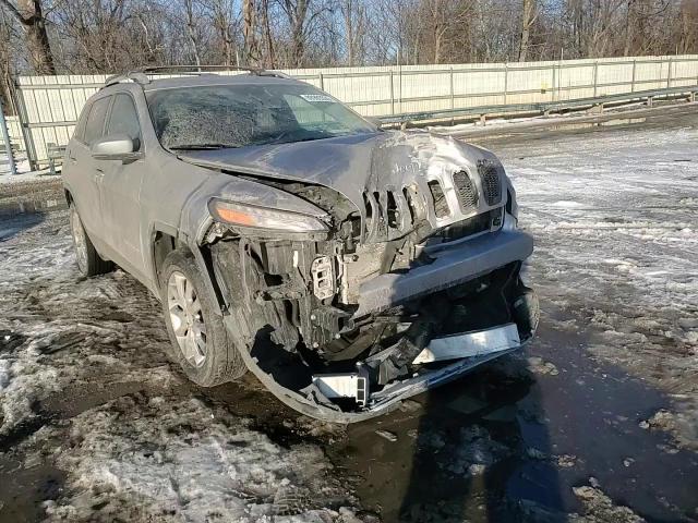 2017 Jeep Grand Cherokee - Image 12